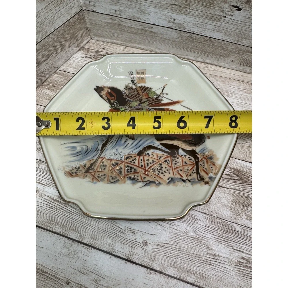 Vintage 1970 Japanese Toyo Porcelain‎ Samurai Motif Plate 8